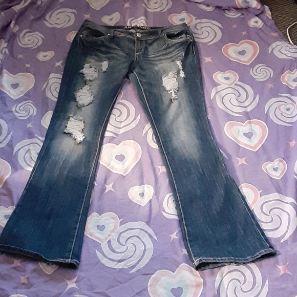 Almost Famous Denim - Almost  famous distressed jeans